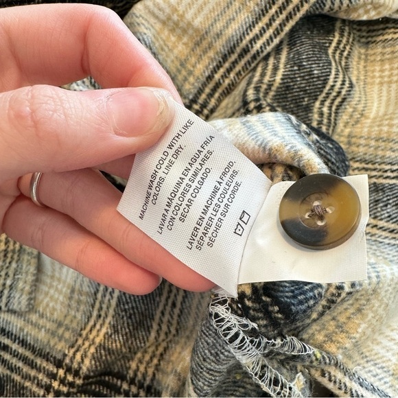 New Thread and supply tan & brown button down shacket - Picture 5 of 9
